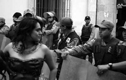 León, Gabriela